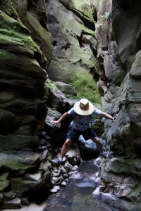 Scouring the ledges